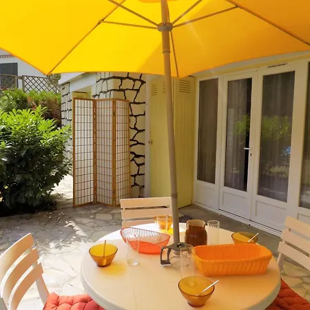 - En Rdc D'une Maison Individuelle - Plage A Pied Villa