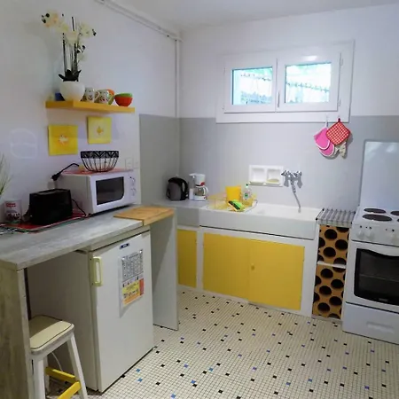 - En Rdc D'une Maison Individuelle - Plage A Pied Villa Meschers-sur-Gironde